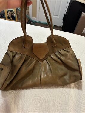 Patricia Nash Lione Satchel/Olive tan